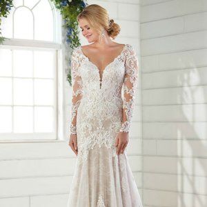 D2672 Essense of Australia  🤍👰🏼‍♀️ SIZE 14